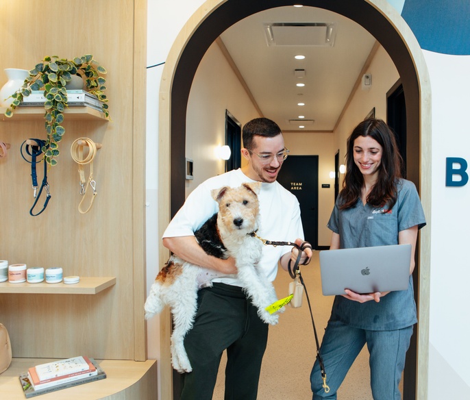 UWS vet clinic lobby